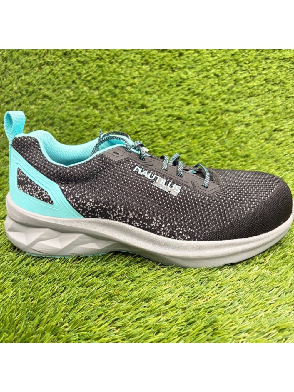 Nautilus Springwater Womens Size 9.5 Black Blue Composite Toe Safety Work Shoes